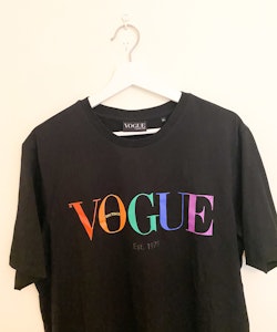 VOGUE T-Shirt Black (XL)