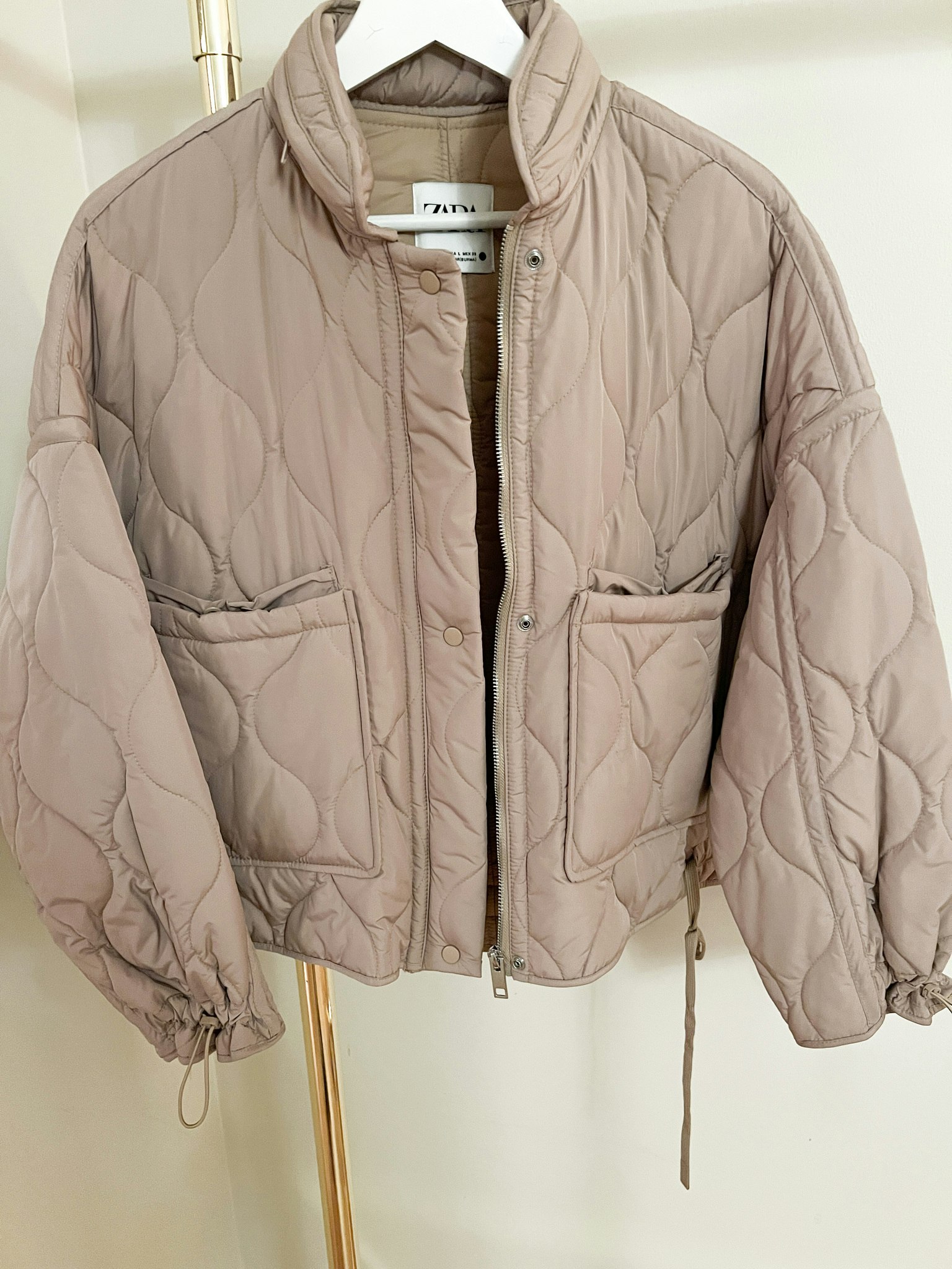 ZARA Quilted Jacket Beige (L) - Maria Ellen Lé Shop - Second Hand &  Pre-Loved Designerbags