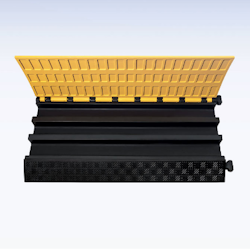 Cable protection ramp with cover