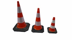 Traffic cone Mastercone in 100% recycled thermoplastic at the bottom
