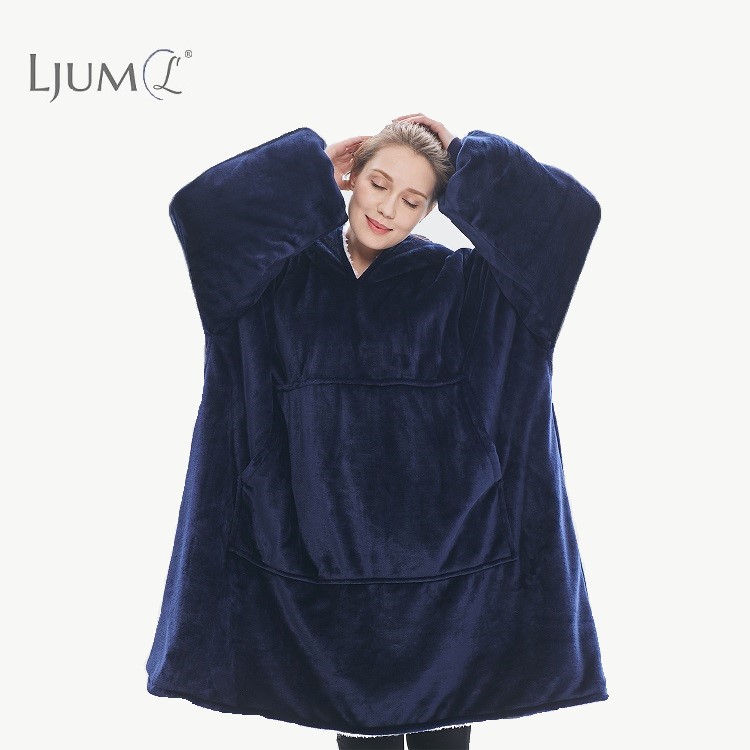 Ljum® Oversize Filt Hoodie Blanket - Mörkblå