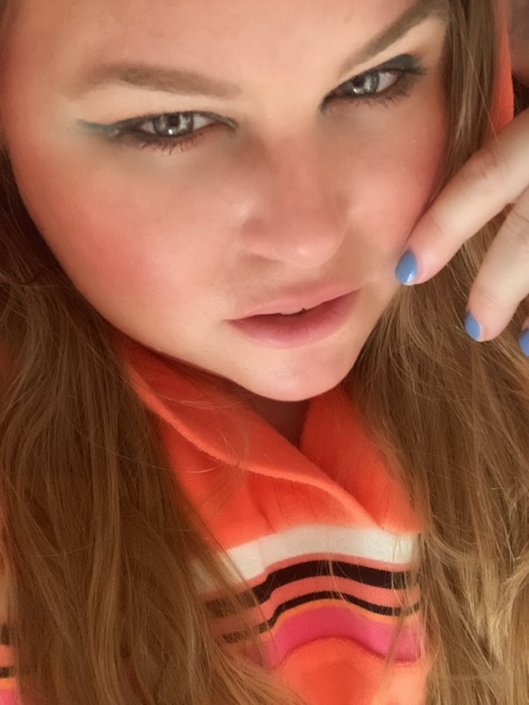 All Eyez On Me Eyeshadow - Ibiza Blue