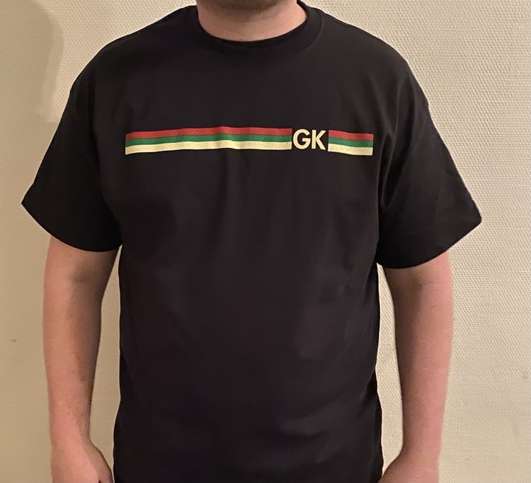 Gårdakvarnen som maler ner på planen, t-shirt