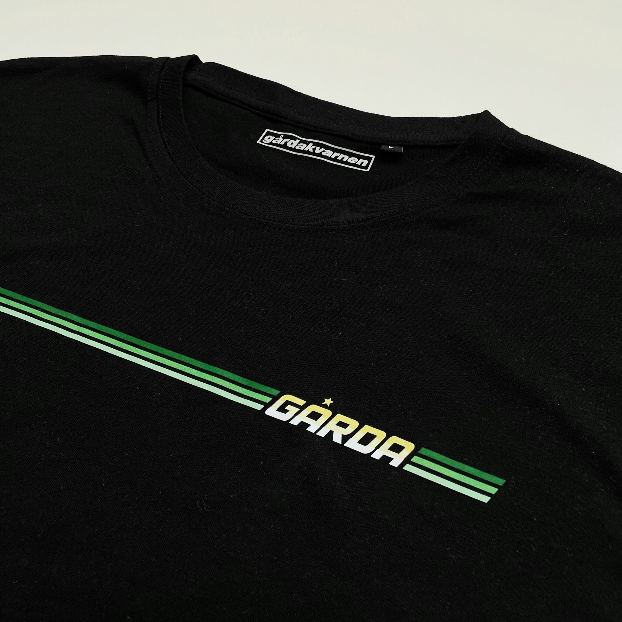T-SHIRT: GÅRDA STRIPE