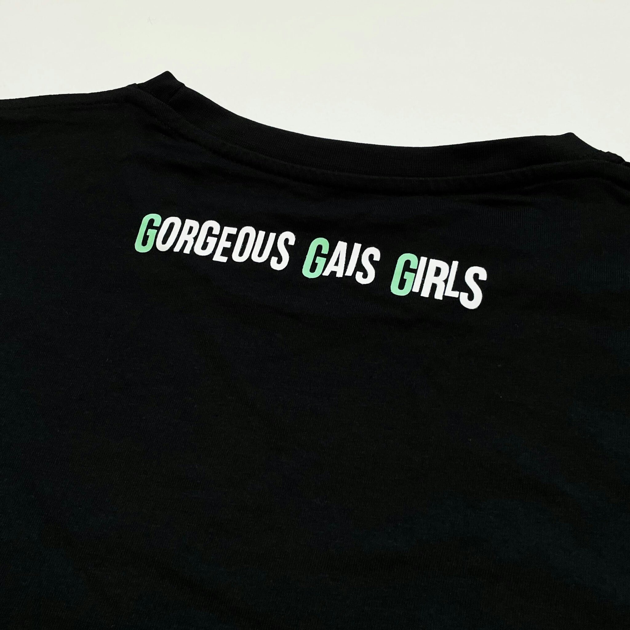 T-SHIRT: GORGEOUS GAIS GIRLS