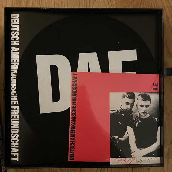 DAF (DEUTSCH AMERIKANISCHE FREUNDSCHAFT) Das Ist DAF (Grönland - Germany original) (EX/NM) 5xLP+7" BOX