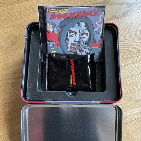 MF DOOM Operation: Doomsday (Metal Face - USA reissue) (EX/NM) 2CD LUNCH BOX