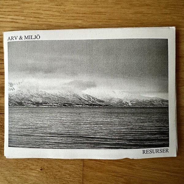 ARV & MILJÖ Resurser (Total Black - Canada original) (SS/VG+) TAPE