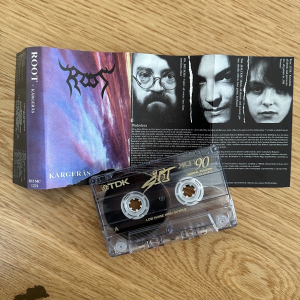 ROOT Kärgeräs (Black Hole - Czech Republic reissue) (EX) TAPE
