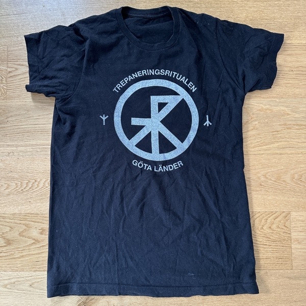TREPANERINGSRITUALEN Göta Länder (M) (USED) T-SHIRT