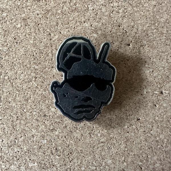 DISCHARGE Logo (NM) METAL PIN