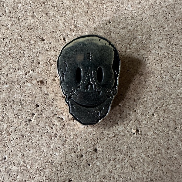 PSYCHIC TV Smile (NM) METAL PIN