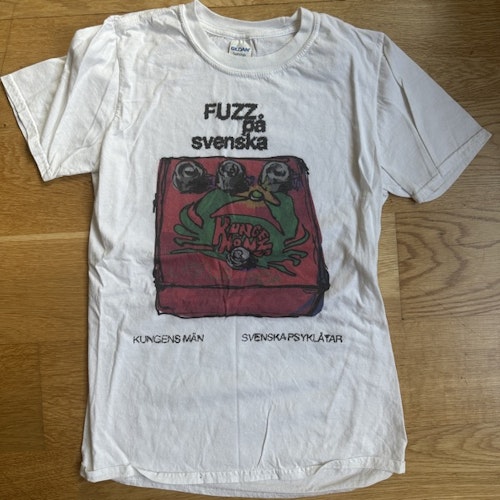 KUNGENS MÄN Fuzz På Svenska (XS) (USED) T-SHIRT