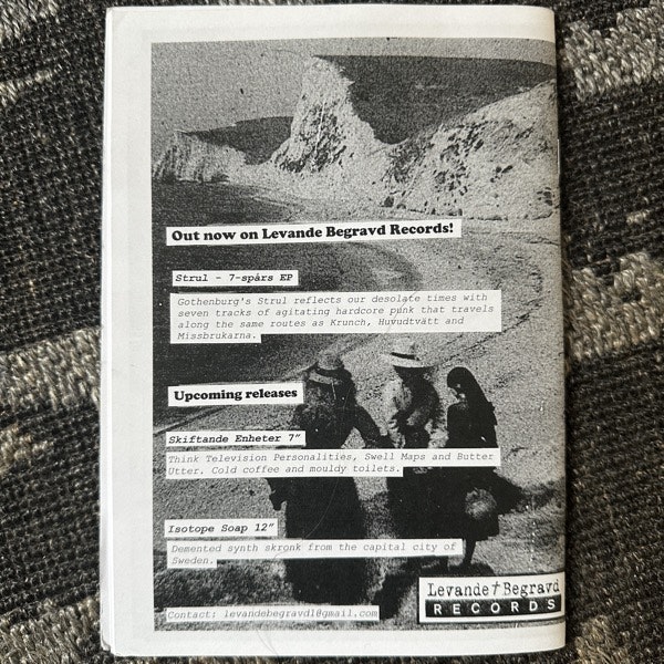 LEVANDE BEGRAVD #6 (EX) FANZINE