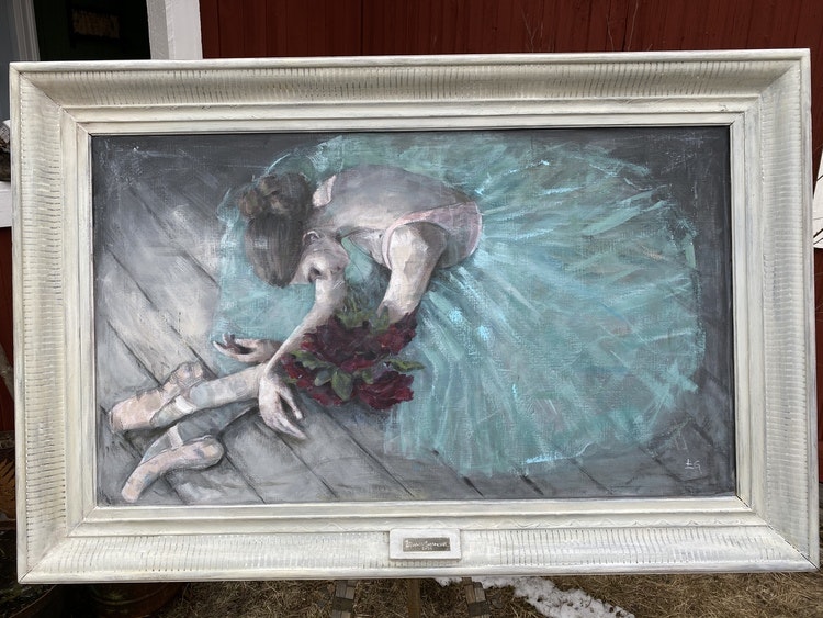 Ballerina in turqoise