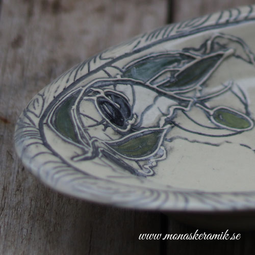 Fantasia - Ovalt fat "Oliv"- Handgjord keramik i stengods