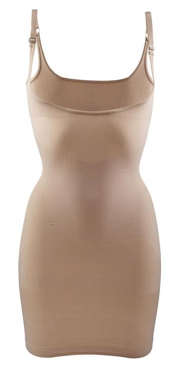 Shapingklänning beige plus size