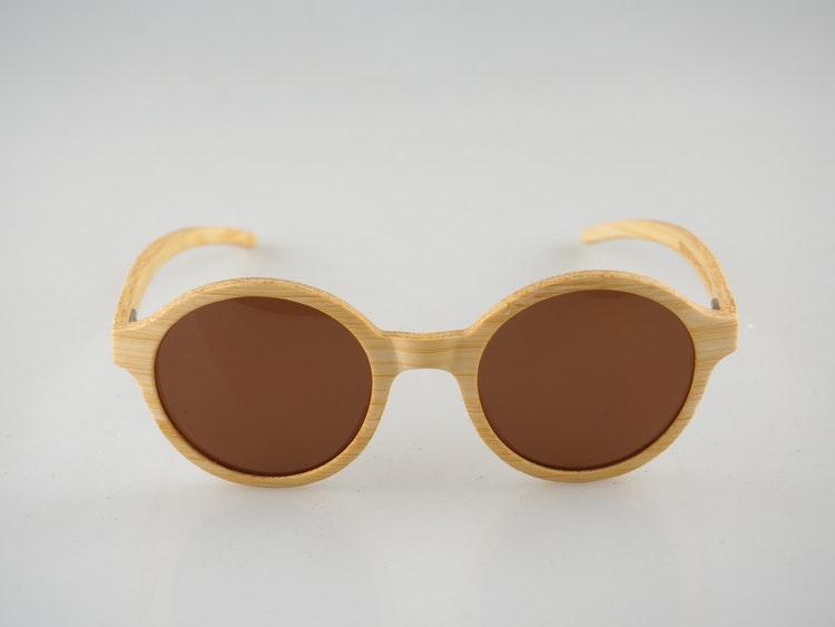KOMODO 1.0 NATURAL | John Lennon-solglasögon i bambu - Polariserade  solglasögon i trä | Bamla Sunwear