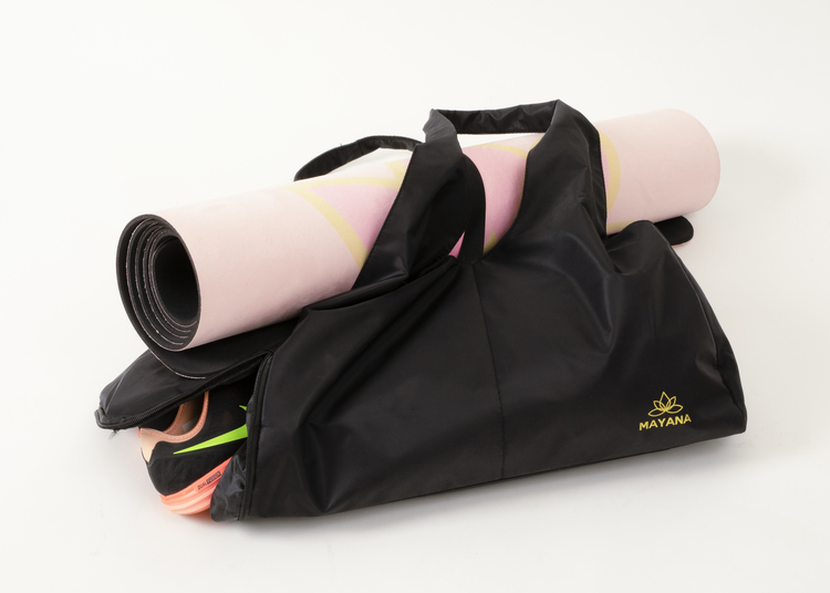 Bag with storage for shoes