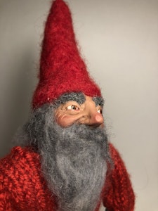 ‘Ragnrod’ tomte art doll