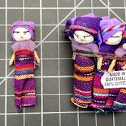 1 st Worry doll 5 cm, Lila,  I LAGER  APRIL