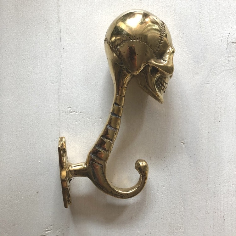 Väggkrok guldfärgad 17cm - skull