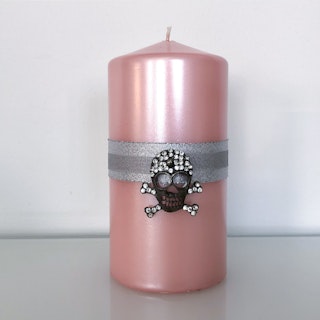 Metalliclackat rosa ljus inkl dekoration