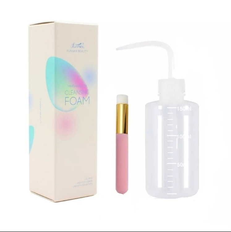 Eyelash cleaning kit