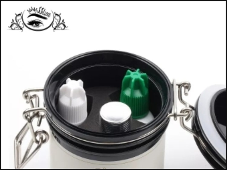 Eyelash glue storage tank container