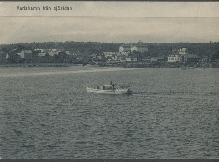 Karlshamn från sjösidan