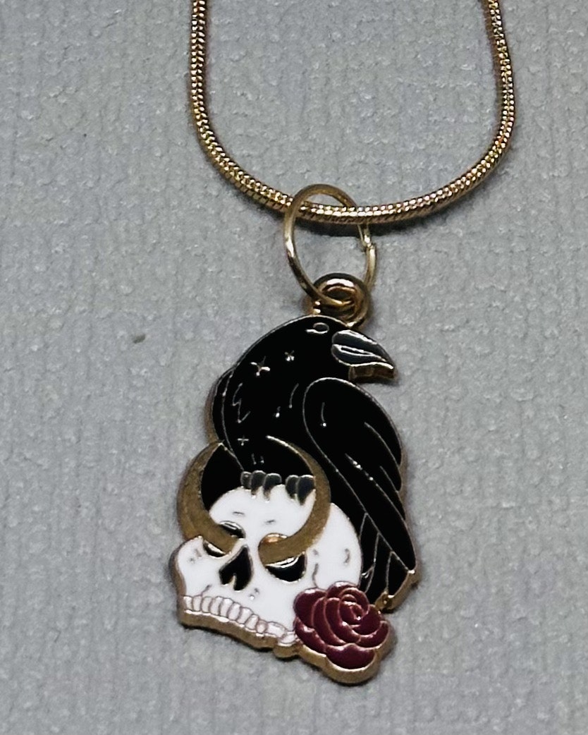 Ravn charmsmykke