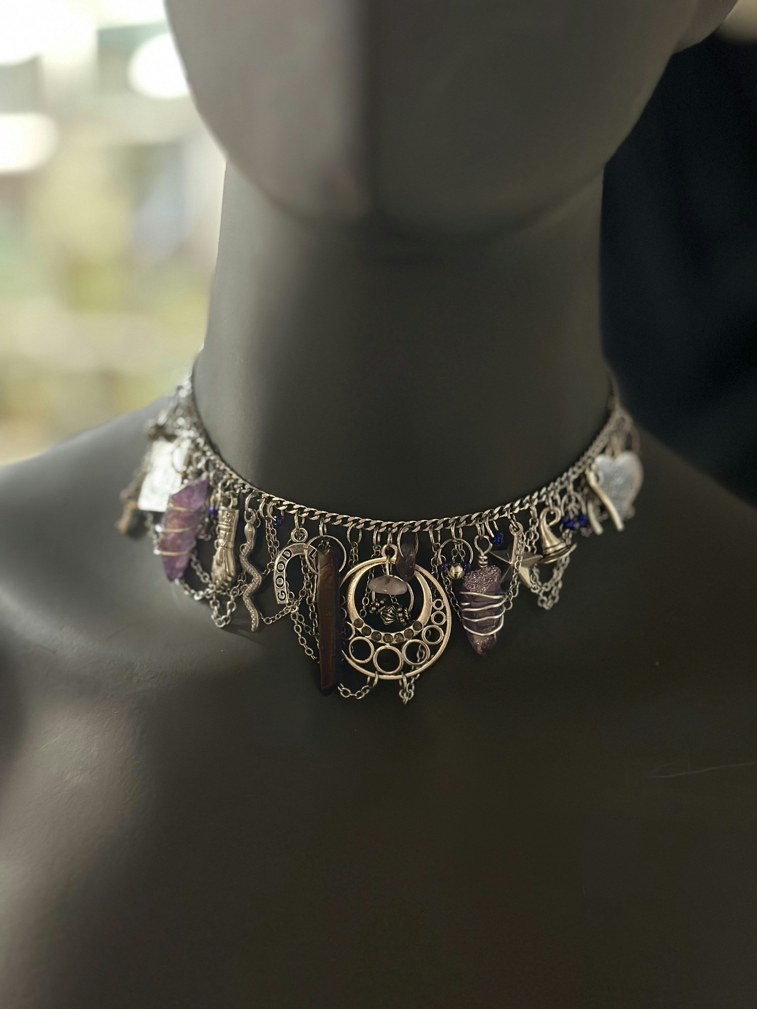 Witchy choker