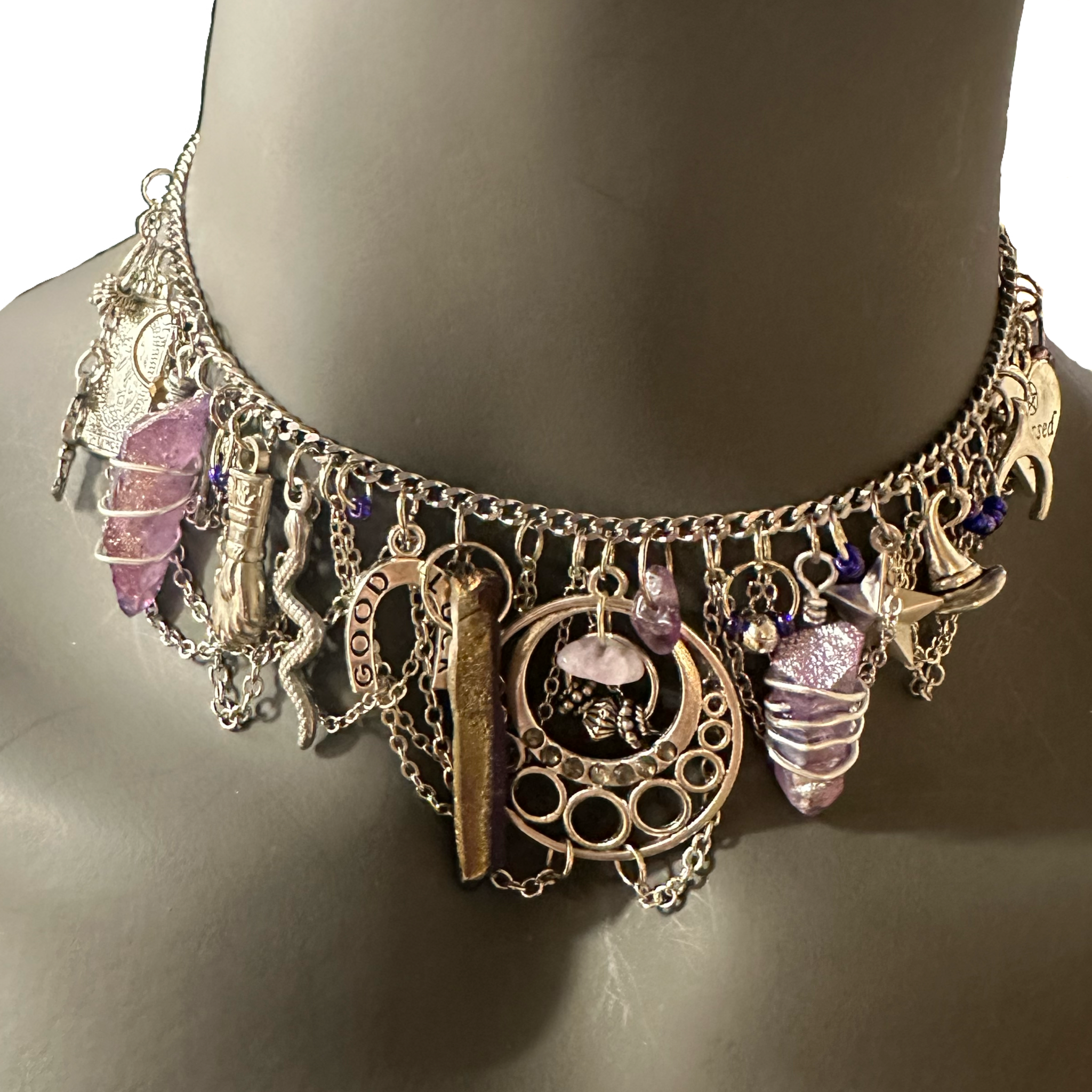 Witchy choker