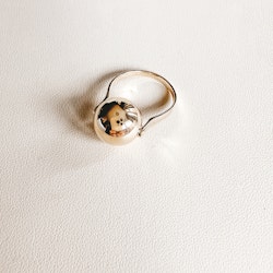 Golden Globe Ring