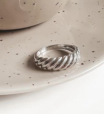 Croissant Ring Silver