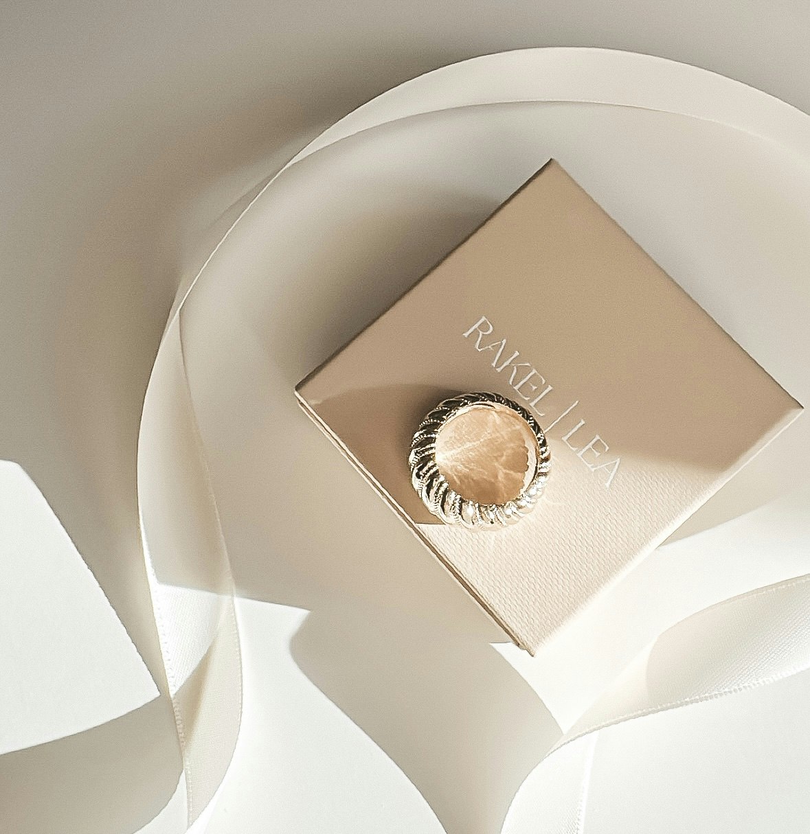Esmée Ring Gold