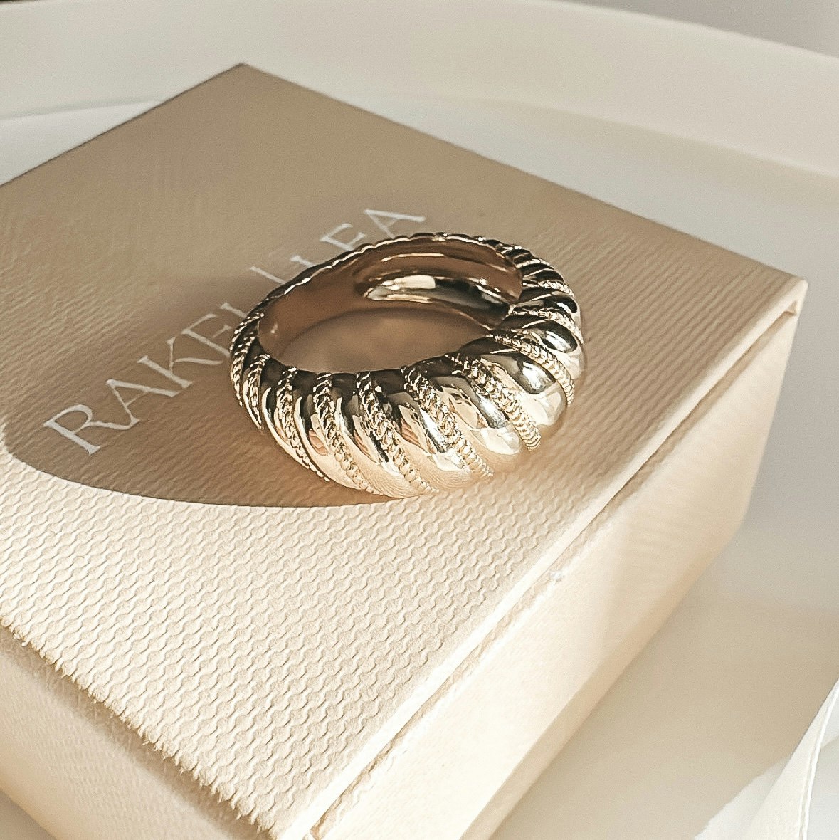 Esmée Ring Gold