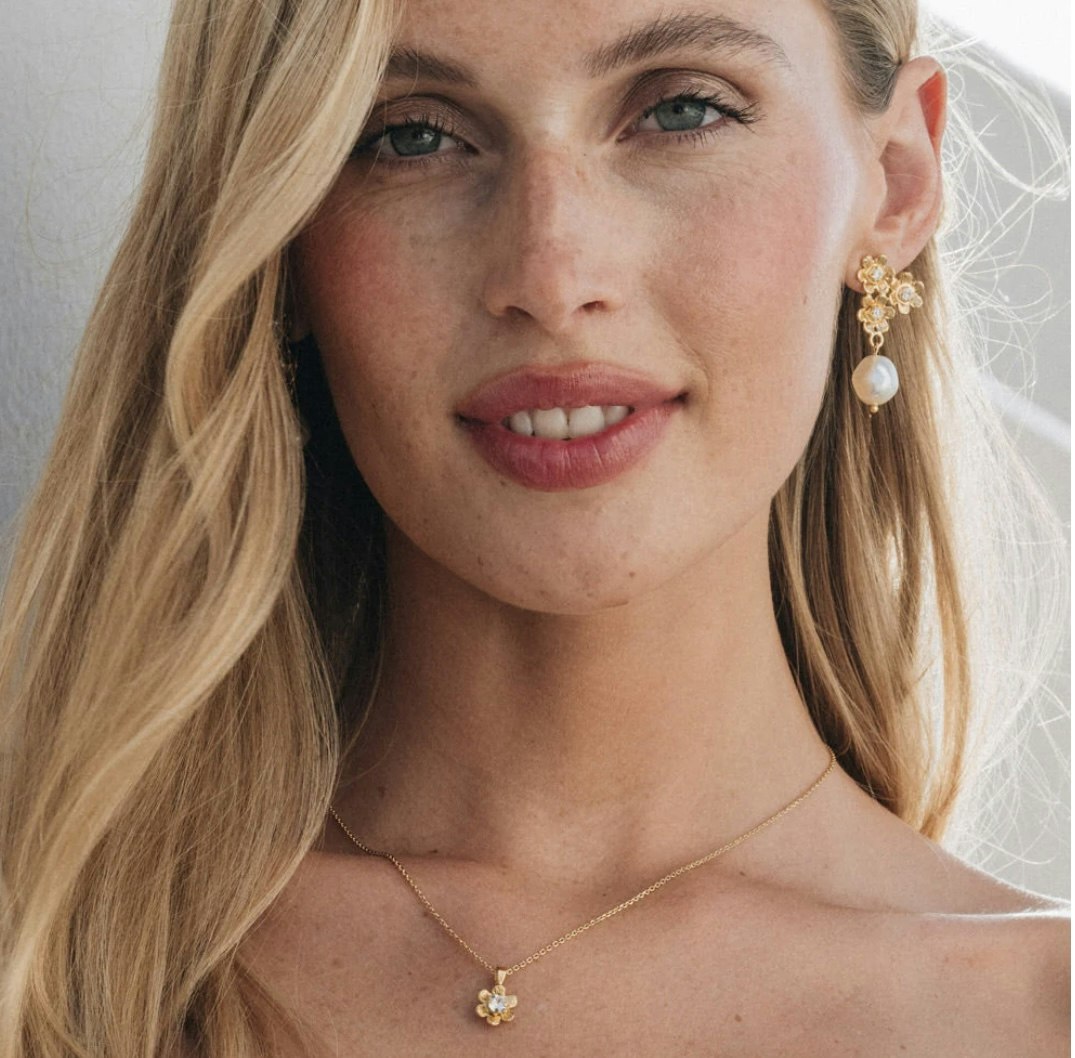 Juni Earrings Pearl/Crystal