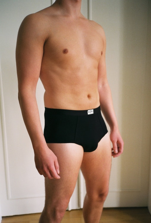 BRIEF BLACK