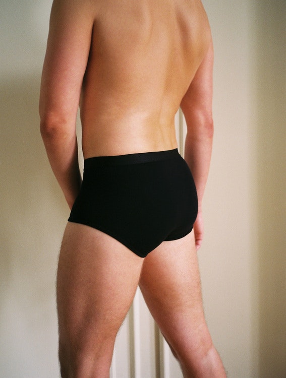 BRIEF BLACK