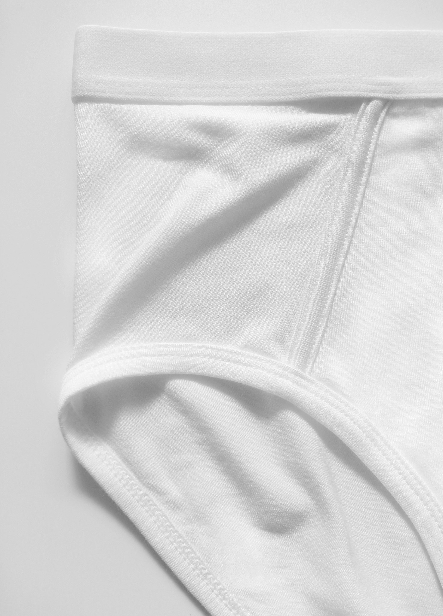 BRIEF WHITE