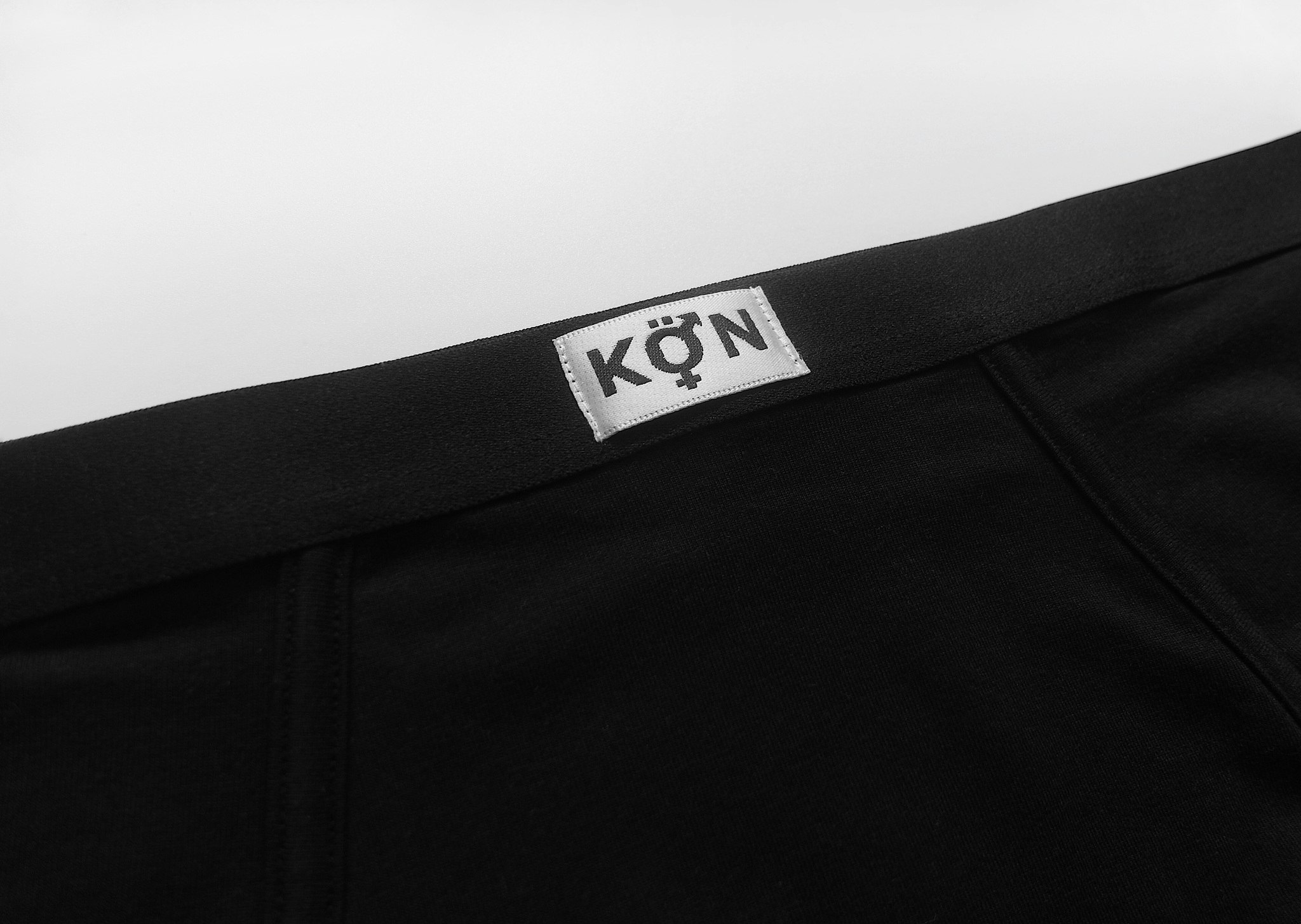 BRIEF BLACK