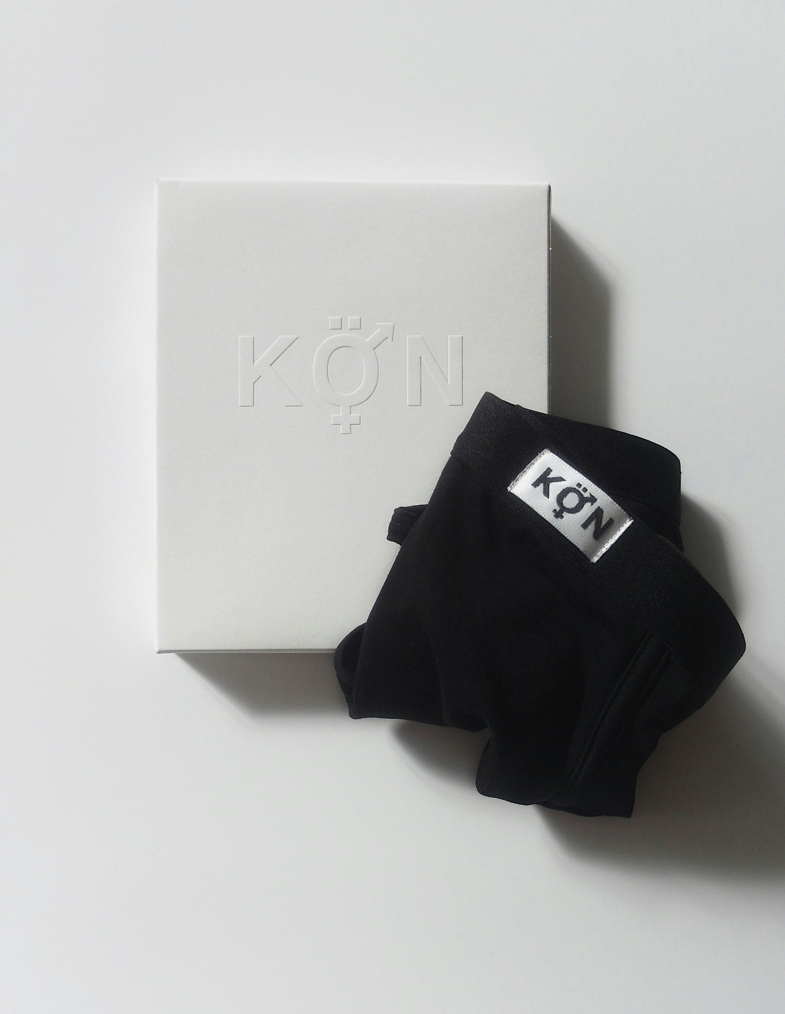 BRIEF BLACK