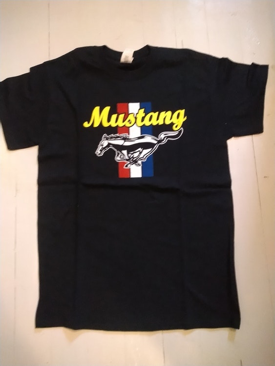 T-shirt Mustang