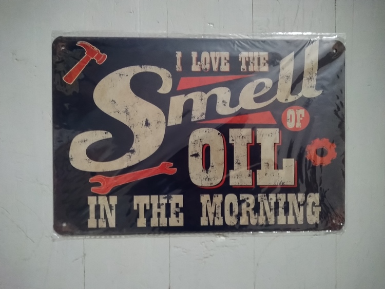 Plåtskylt Smell oil
