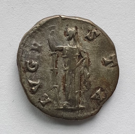 Faustina d.ä. 138-140, denar