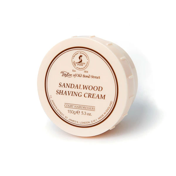 Taylor of Old Bond Street Sandalwood Shaving Cream Bowl 150 g, rakkräm i burk som skapar ett mjukt och krämigt lödder. Lyxig och maskulin doft av sandelträ.