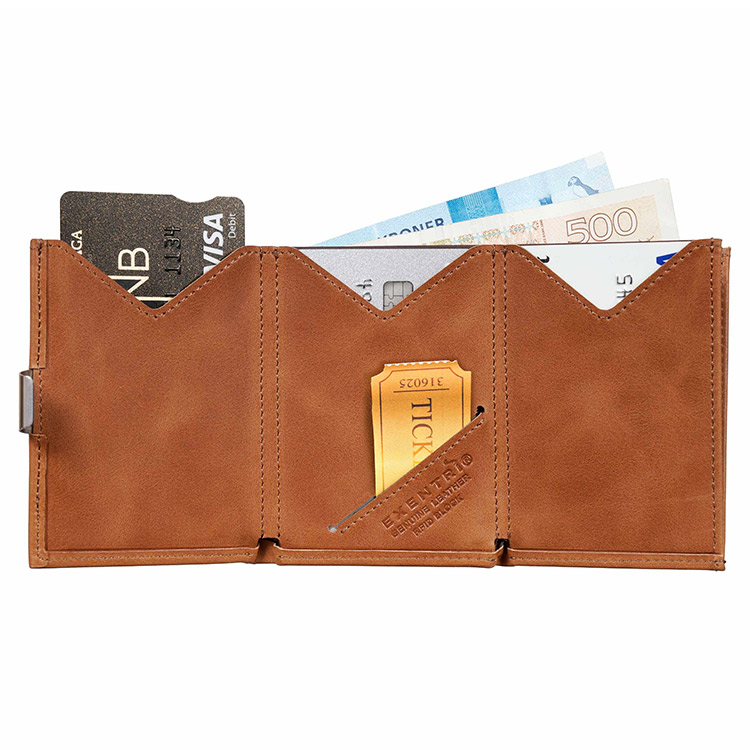 Exentri Multiwallet Sand, exklusiv och smart plånbok med myntfack och plats för kort, sedlar och kvitton.