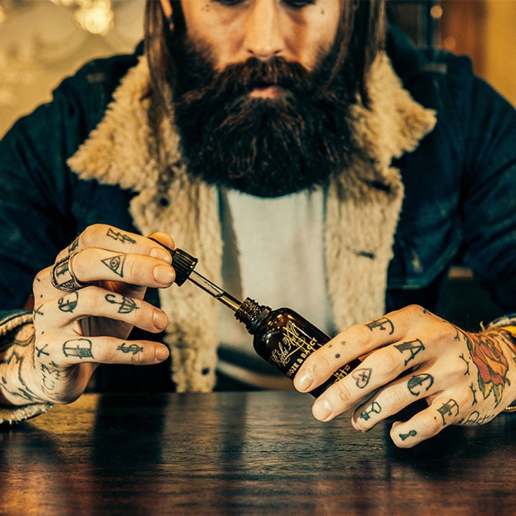 Captain Fawcett Ricki Hall Booze & Baccy Beard Oil 50 ml