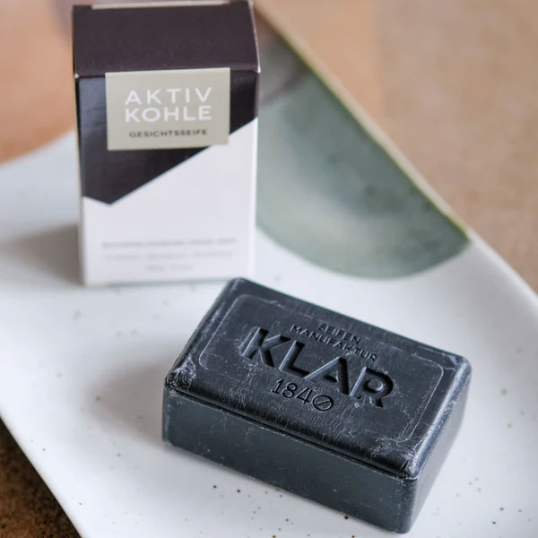 Klar Seifen Activated Charcoal Face Soap